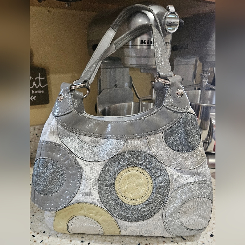 Vintage Coach Madison Phoebe handbag